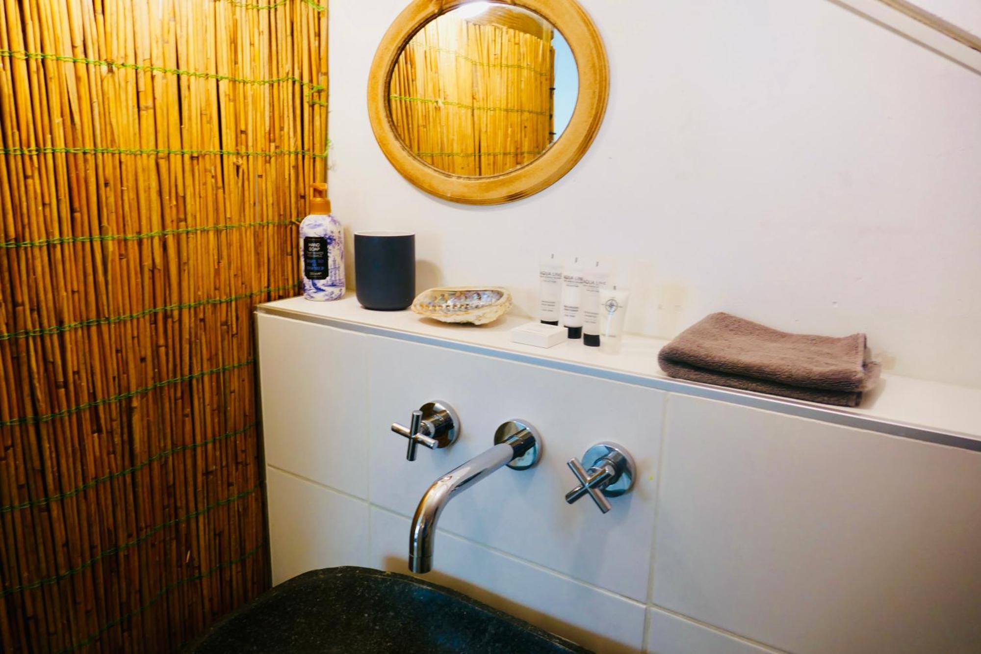 Silver Moon Bed & Breakfast Voorschoten Exterior foto